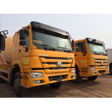 Camion malaxeur à béton Sinotruk